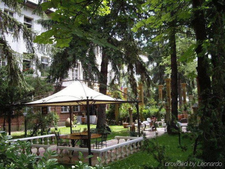 Hotel Trivia Antique Szófia Kültér fotó